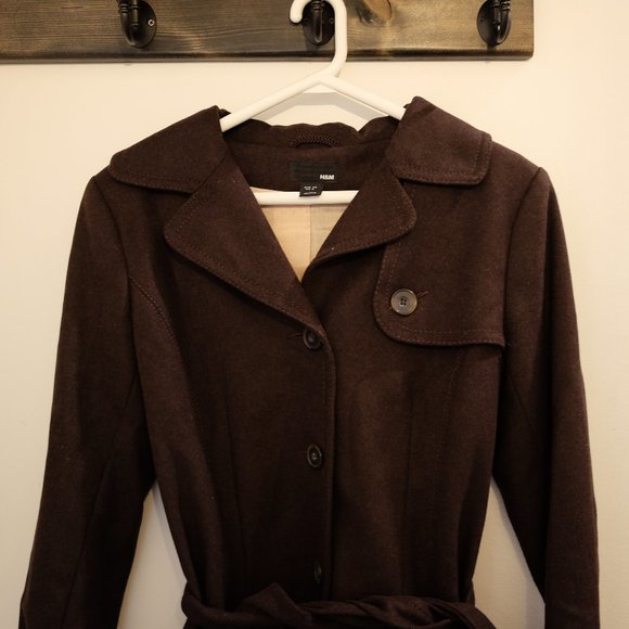 H&M Long Brown Peacoat with Light Pink Liner - Picture 3 of 11